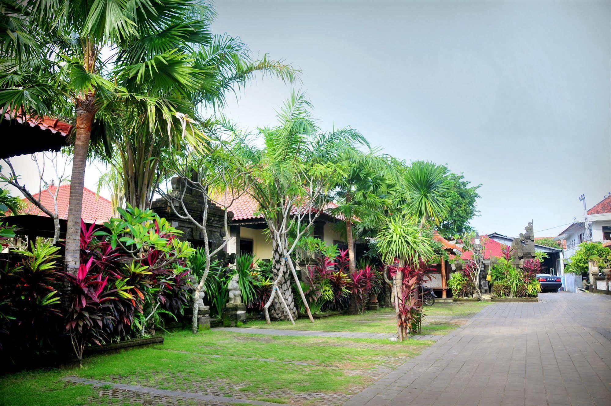 Puri Yuma Hotel Denpasar Dış mekan fotoğraf