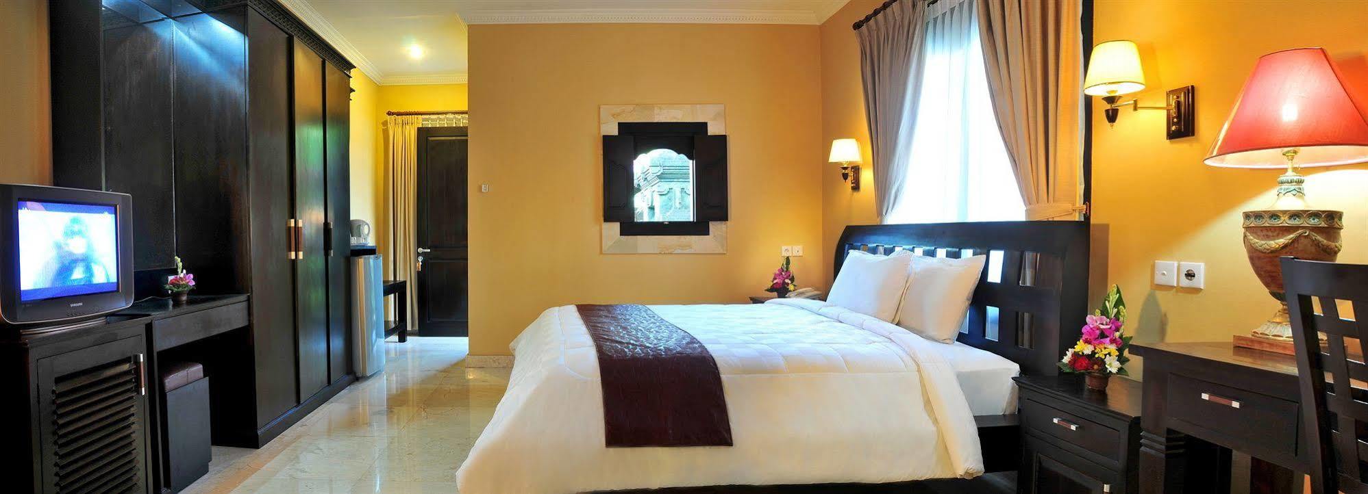 Puri Yuma Hotel Denpasar Dış mekan fotoğraf